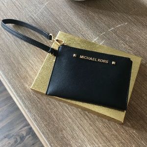 Michael Kors wristlet